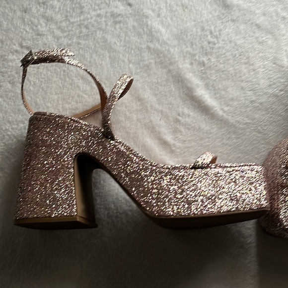 Vicenza Anthropologie Block Heels - Picture 4 of 7